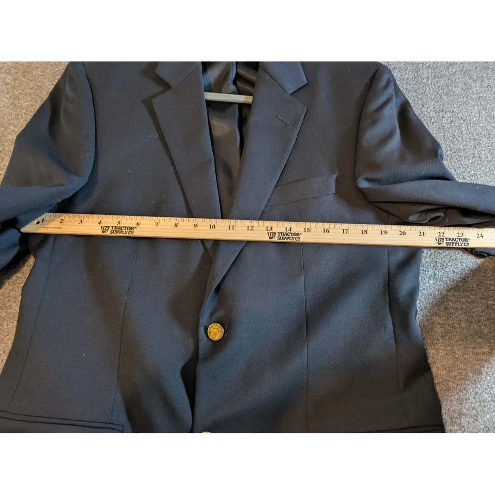 Joseph & Feiss Blazer 100% WOOL Sport Coat Navy Gold‎ Crest Canada Nautical 39R